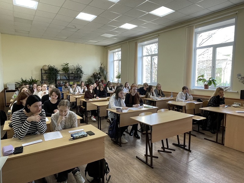 Высшая школа перевода - учащимся средних школ России